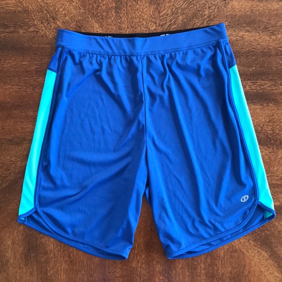 Spalding Other - Spalding man athletic training gym shorts M